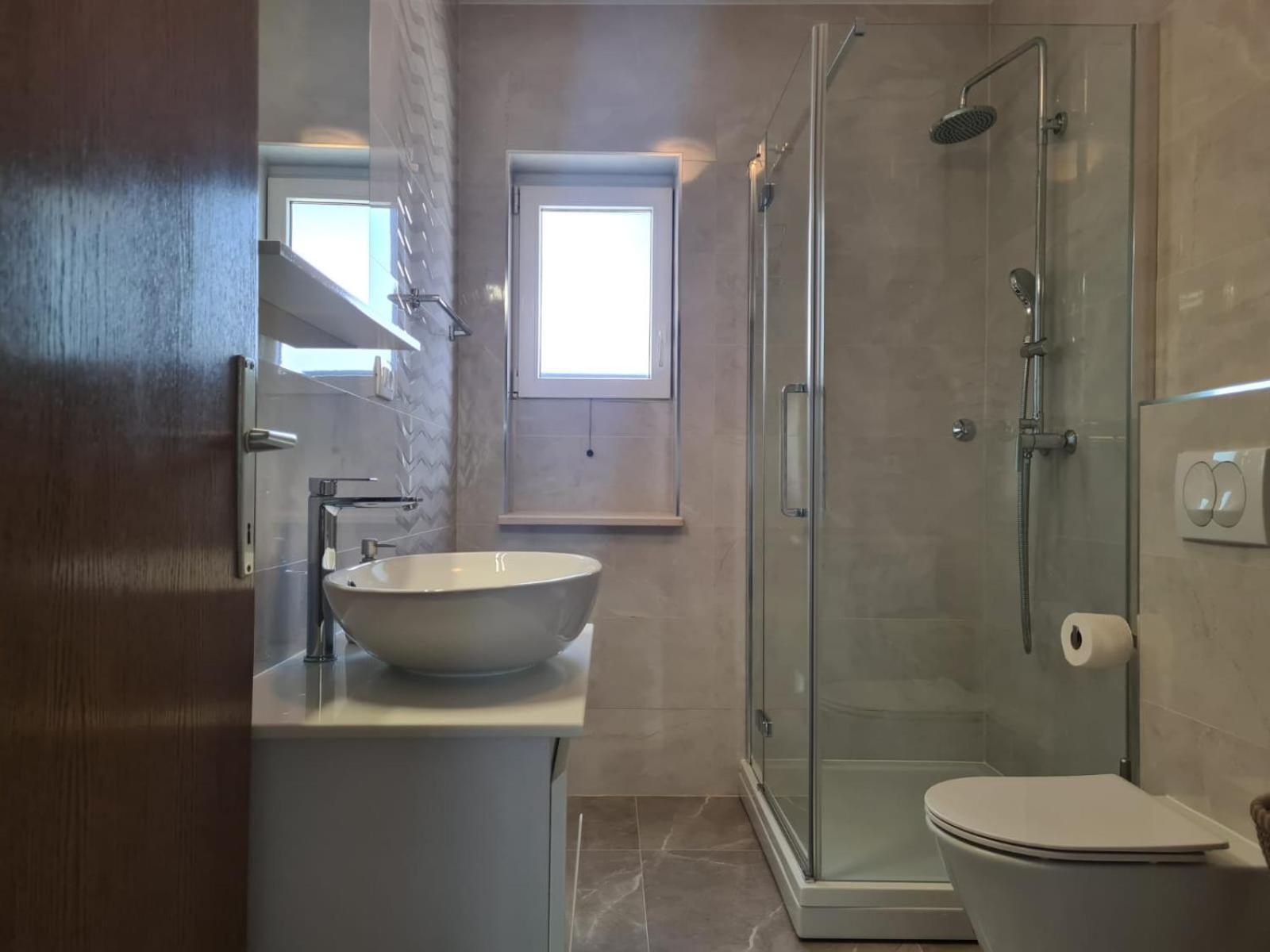 Apartments Jelena Supetar - Four Apartments - A Small House With A Private Yard - Two-Room Apartment With A Sea View - Studio Apartment - Two-Room Apartment With Garden View- Free Parking Dış mekan fotoğraf
