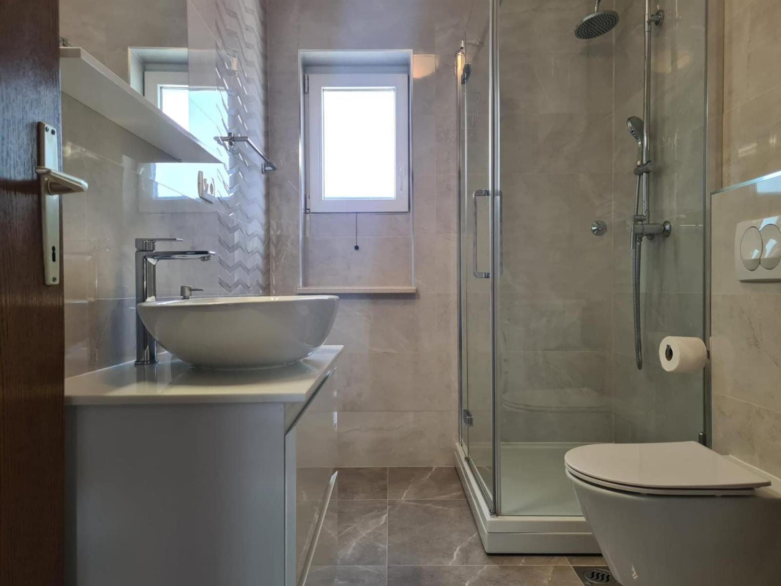 Apartments Jelena Supetar - Four Apartments - A Small House With A Private Yard - Two-Room Apartment With A Sea View - Studio Apartment - Two-Room Apartment With Garden View- Free Parking Dış mekan fotoğraf